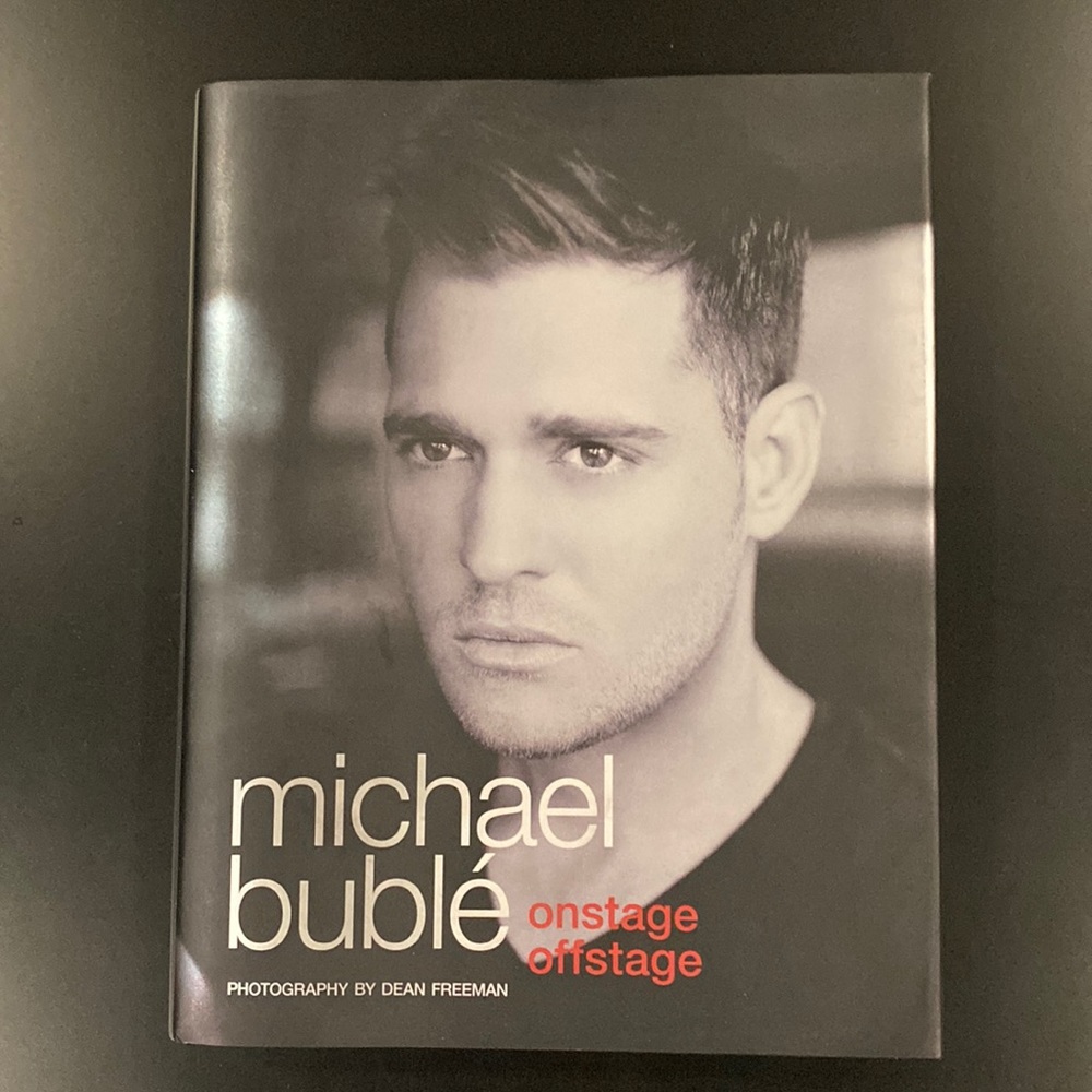 Michael Bublé Onstage Offstage: The Official Illustrated Memoir - Hardcover Book